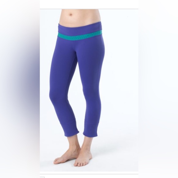 Prana clover, Capri pants size small - Picture 6 of 6